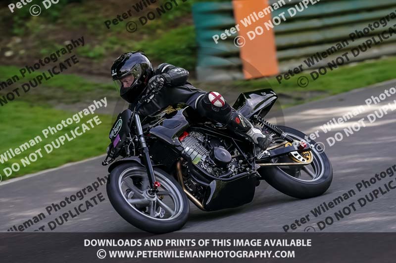 cadwell no limits trackday;cadwell park;cadwell park photographs;cadwell trackday photographs;enduro digital images;event digital images;eventdigitalimages;no limits trackdays;peter wileman photography;racing digital images;trackday digital images;trackday photos